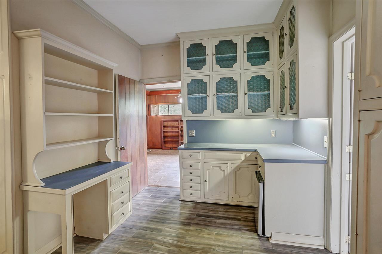 4127 Ridgewood Road Jackson, MS 39211 - Photo 8 of 37 Photo 8