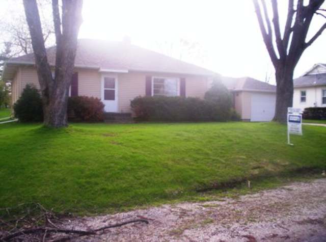 112 North High Metamora, IL 61548 - Photo 1 of 8 Gallery Image 1