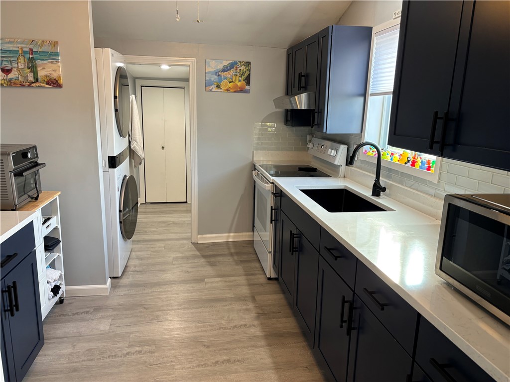 271 Great Island Road, Unit B Narragansett, RI 02882 - Photo 2 of 17