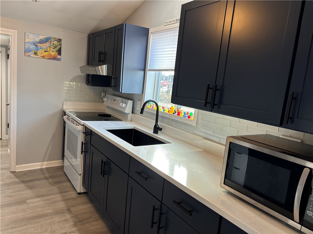 271 Great Island Road, Unit B Narragansett, RI 02882 - Photo 3 of 17