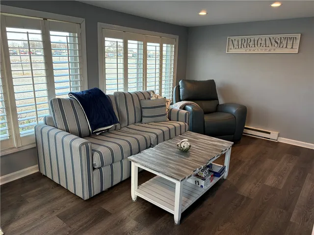 $1,900 | 271 Great Island Road, Unit B, Narragansett, RI 02882