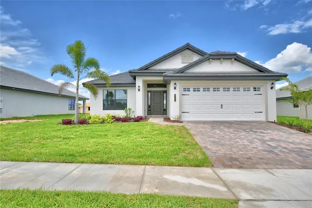$407,409 | 4651 Grandview Gln Drive, Auburndale, FL 33823