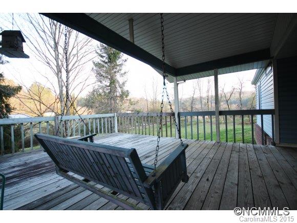 3250 Walnut Hollow Road Brevard, NC 28712 - Photo 3 of 11 Gallery Image 3