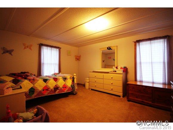 3250 Walnut Hollow Road Brevard, NC 28712 - Photo 5 of 11 Gallery Image 5