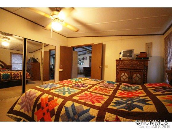 3250 Walnut Hollow Road Brevard, NC 28712 - Photo 7 of 11 Gallery Image 7