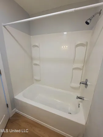 $950 | 511 32nd Street, Unit 23, Gulfport, MS 39507