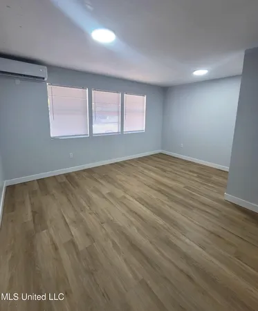 $950 | 511 32nd Street, Unit 23, Gulfport, MS 39507