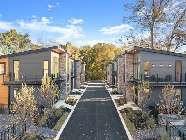 $299,000 | 515 Nightfire Court Southwest, Gainesville, GA 30501