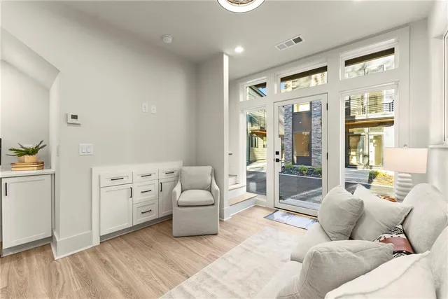 $299,000 | 515 Nightfire Court Southwest, Gainesville, GA 30501