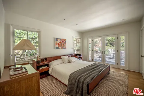 $2,100,000 | 2627 Outpost Drive, Los Angeles, CA 90068