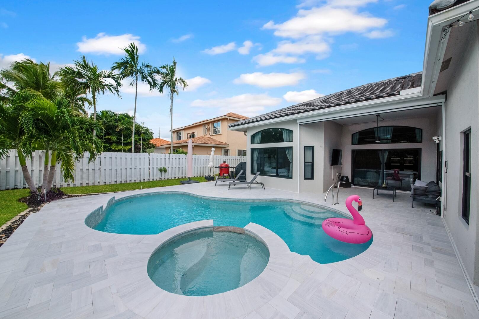 6374 Old Medinah Circle Lake Worth, FL 33463 - Photo 36 of 57 Custom Pool