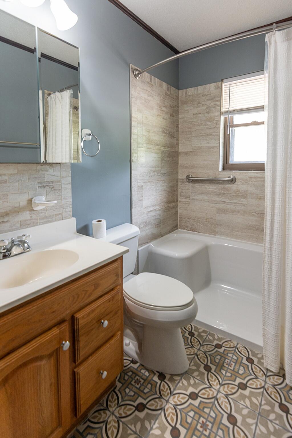165 Lakeshore Court Spring City, TN 37381 - Photo 25 of 52 165LakeshoreCourt-25