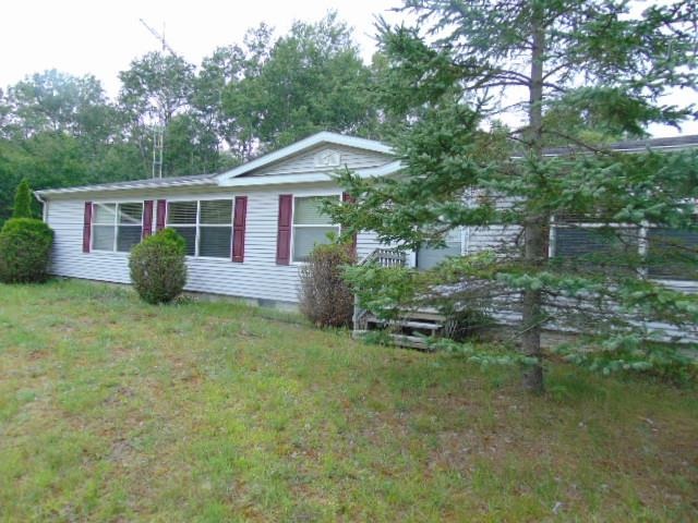 1844 Smith Road Gladwin, MI 48624 - Photo 2 of 28