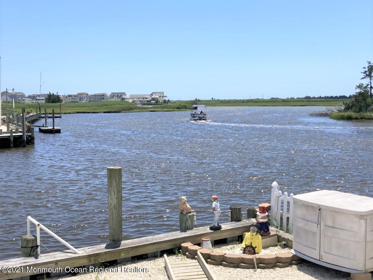 49 Tarpon Road Tuckerton, NJ 08087 - Photo 4 of 44 thumbnail_IMG_0741