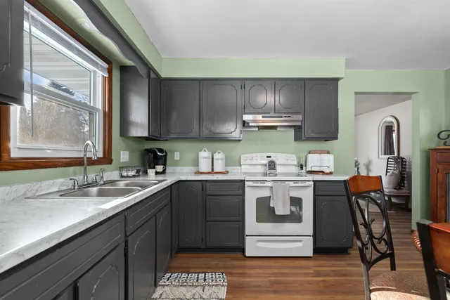 $298,000 | 1674 Thornton Drive, Oshkosh, WI 54904