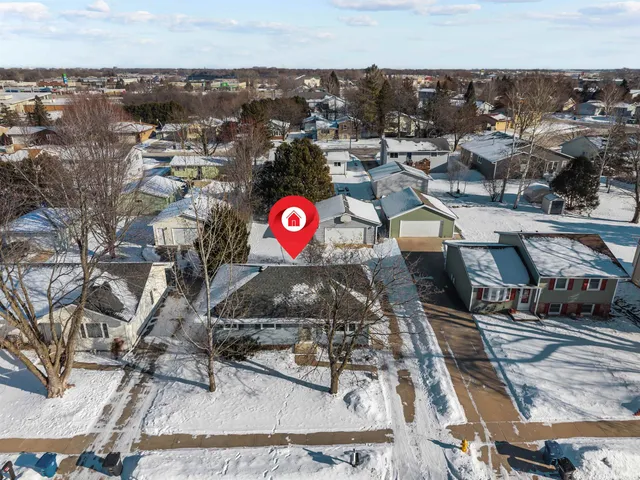 $298,000 | 1674 Thornton Drive, Oshkosh, WI 54904