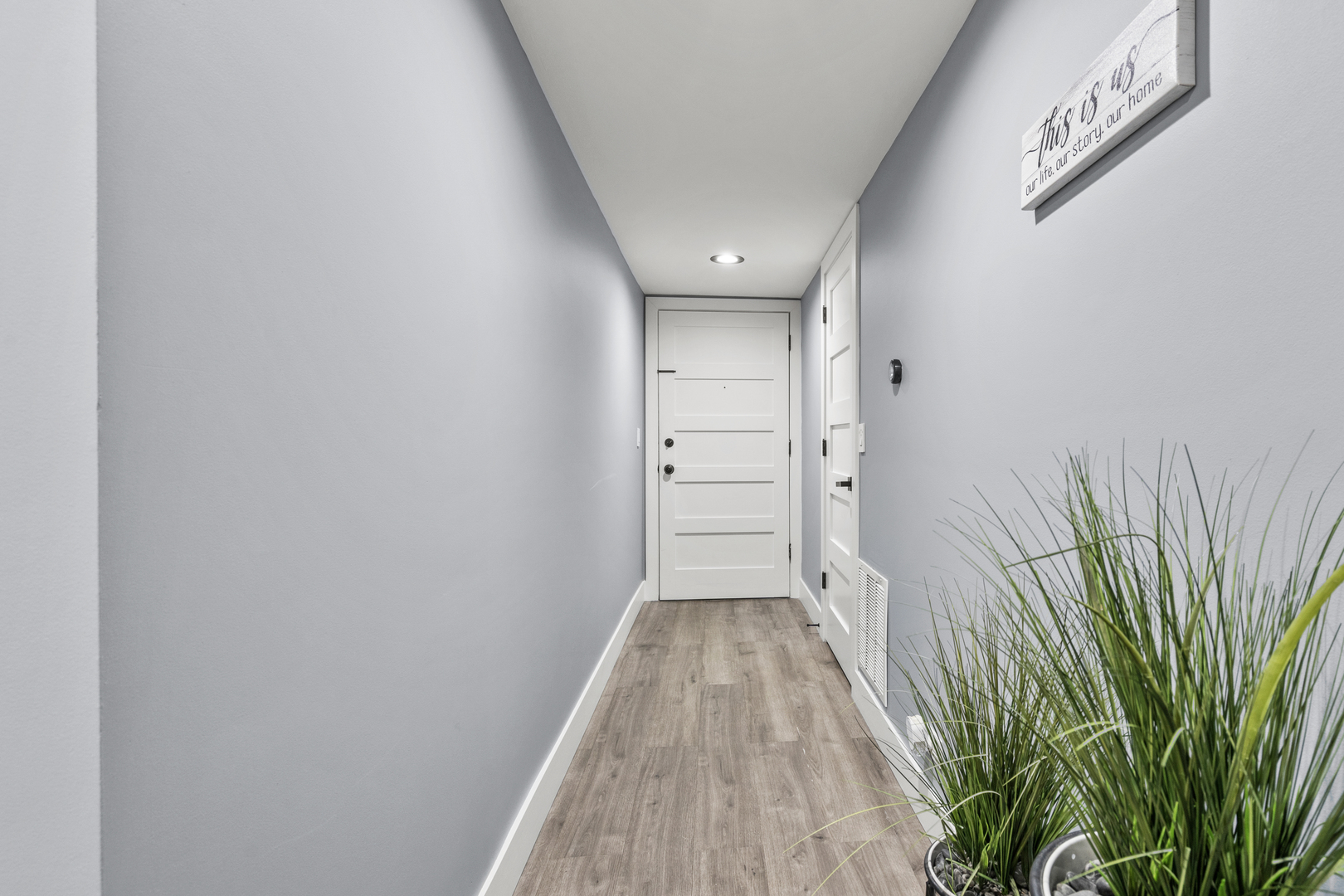 545 South River Road, Unit 307 Des Plaines, IL 60016 - Photo 14 of 26