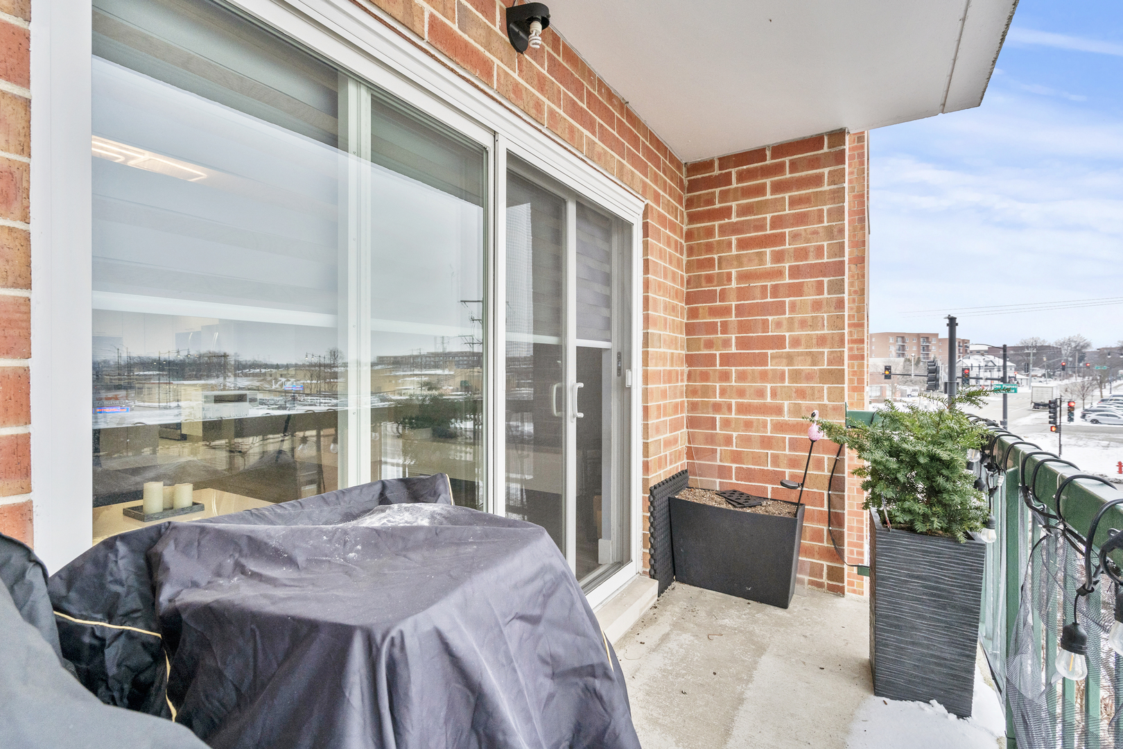 545 South River Road, Unit 307 Des Plaines, IL 60016 - Photo 16 of 26