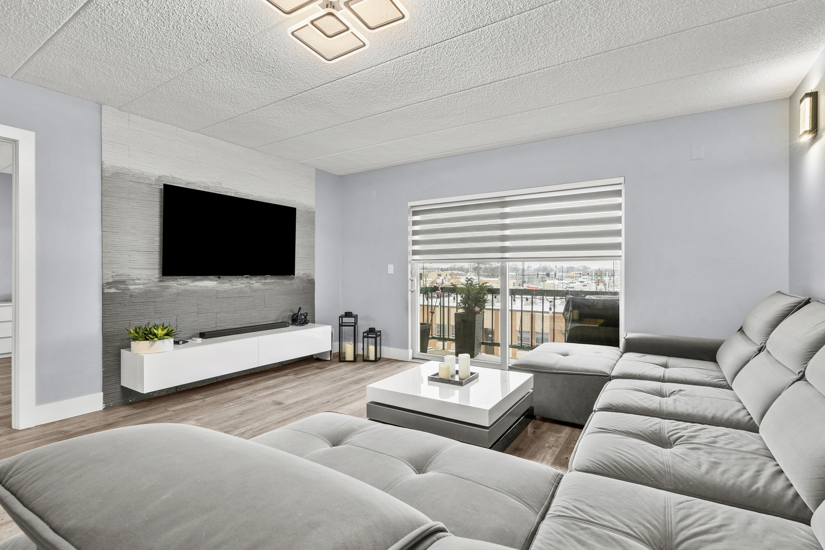 545 South River Road, Unit 307 Des Plaines, IL 60016 - Photo 2 of 26