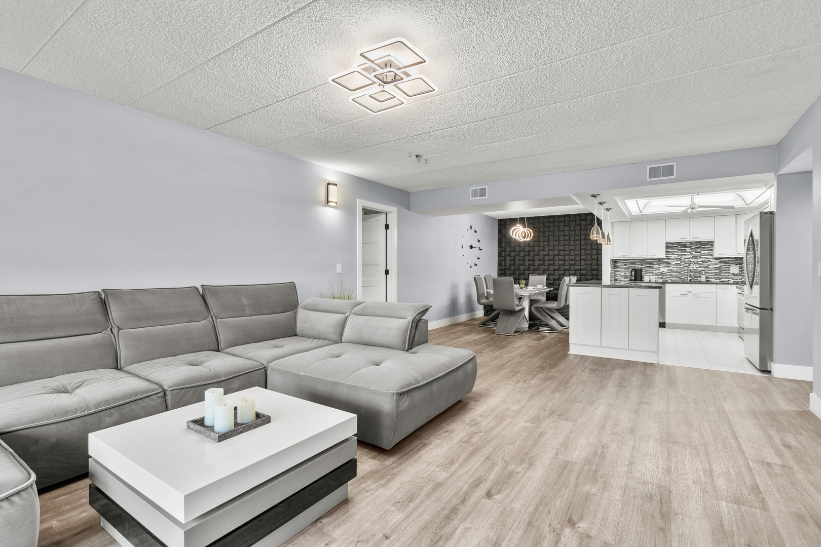 545 South River Road, Unit 307 Des Plaines, IL 60016 - Photo 3 of 26