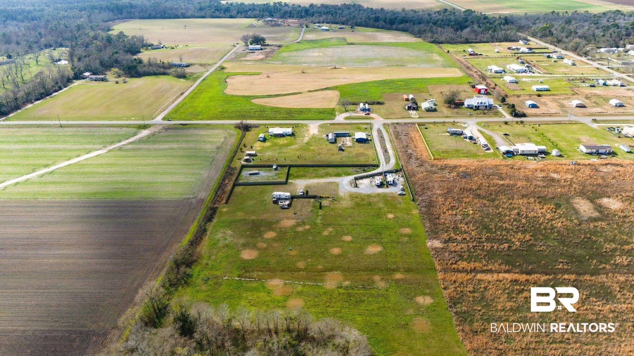 7826 County Road 19 Foley, AL 36535 - Photo 2 of 11 View of rural area with extensive farmland
