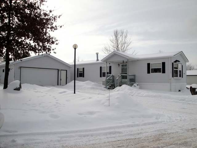 81 Edgewater Court Rhinelander, WI 54501 - Photo 1 of 16 Gallery Image 1