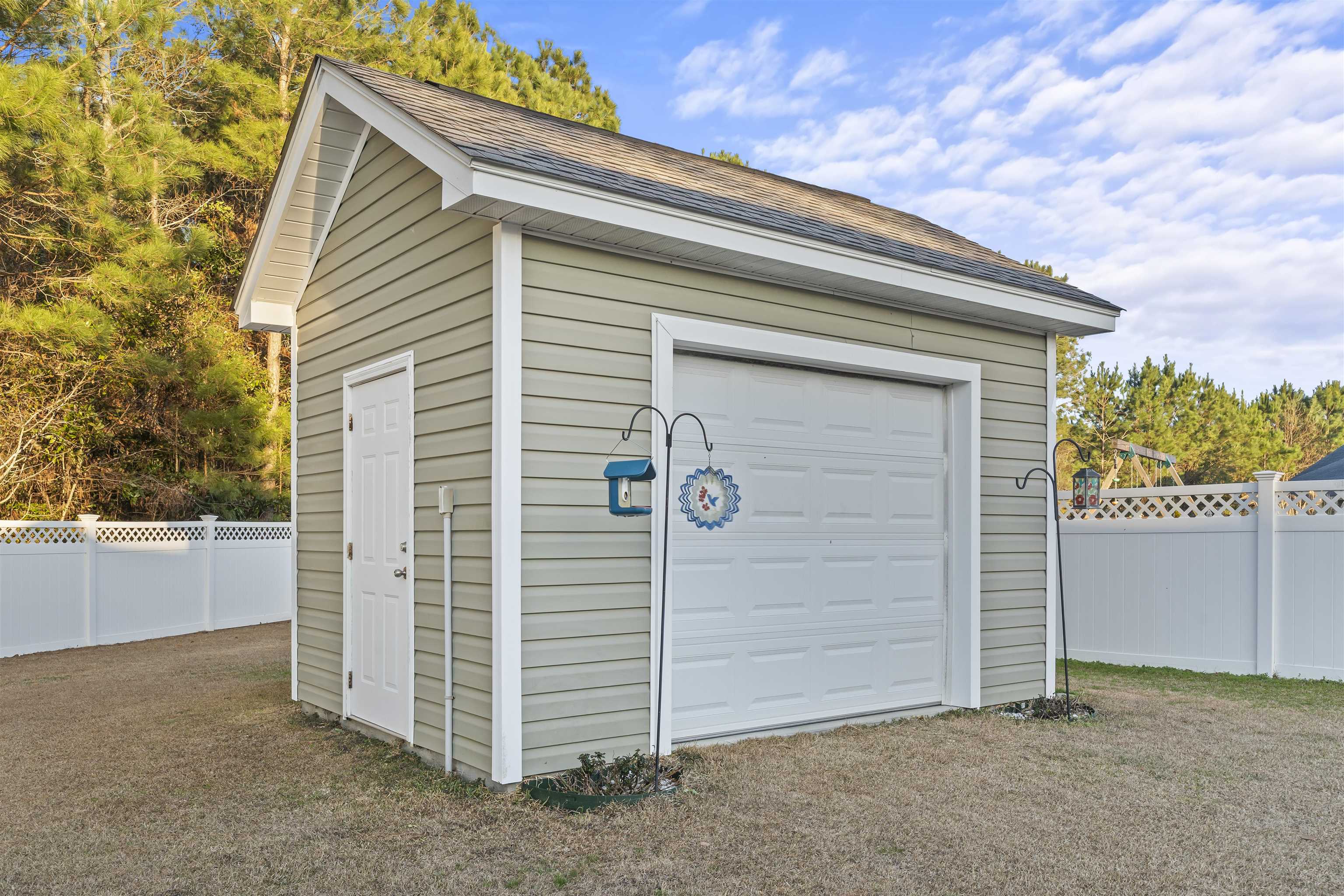 830 Payne Court Conway, SC 29526 - Photo 28 of 38 View of garage