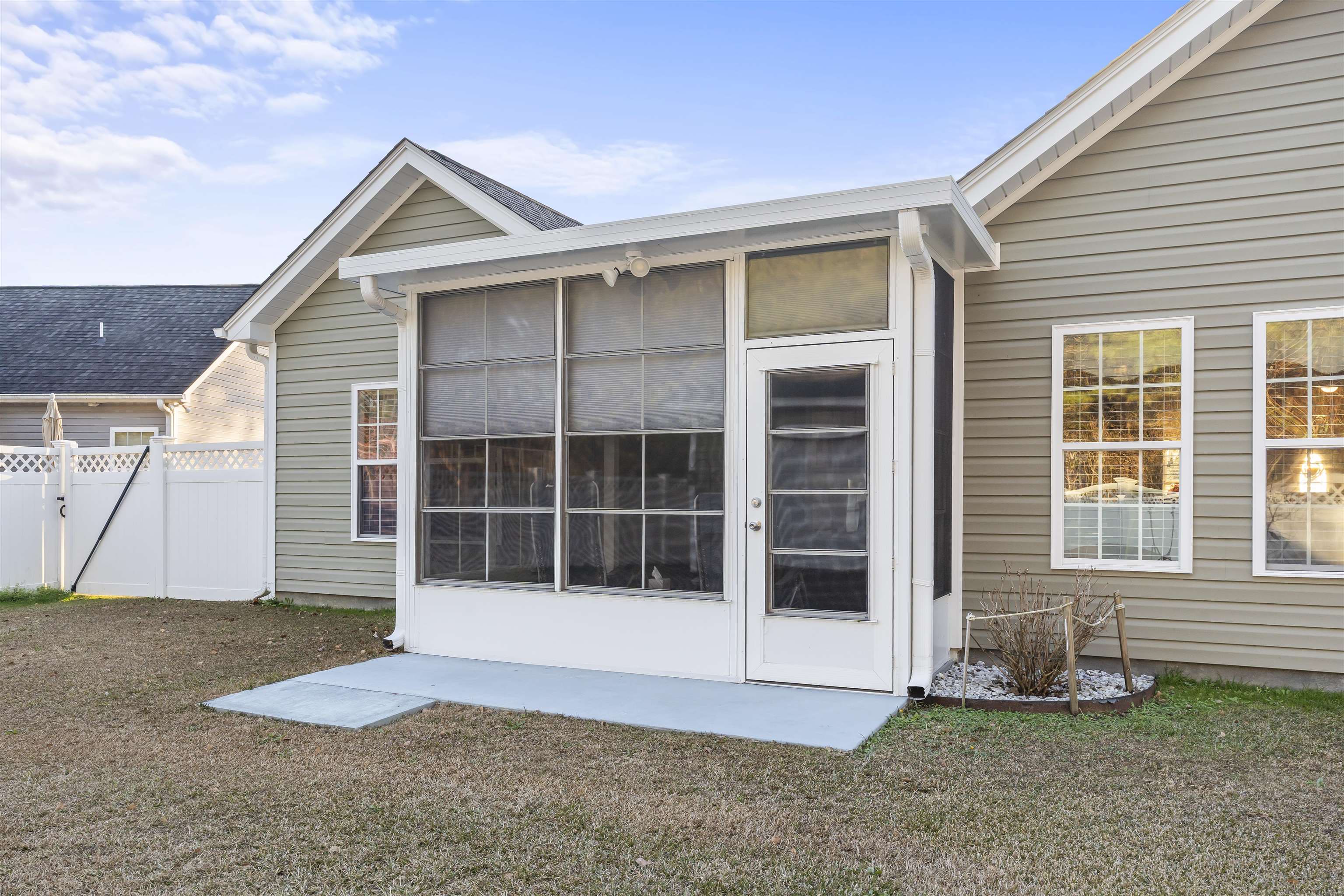 830 Payne Court Conway, SC 29526 - Photo 29 of 38 Back of property