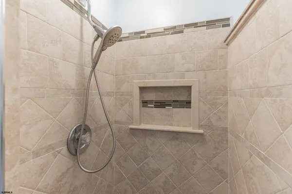 $15,000 | 26 South 32nd Avenue, Unit SEPTEMBER LONGPORT COTTAGE, Longport, NJ 08403