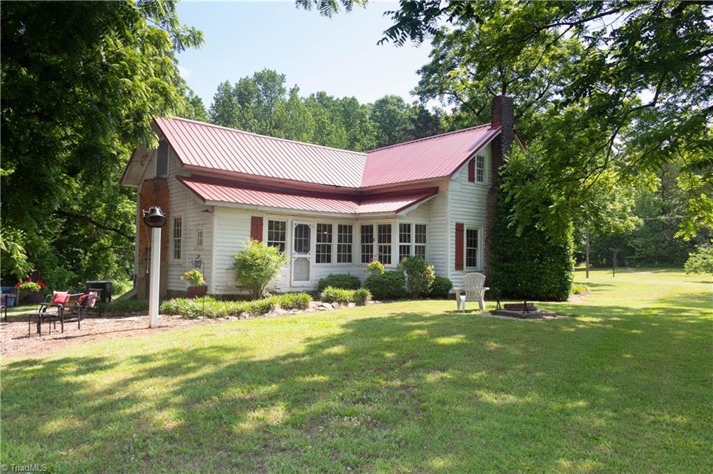 372 Gene Hege Road Lexington, NC 27295 - Photo 2 of 28 Gallery Image 2