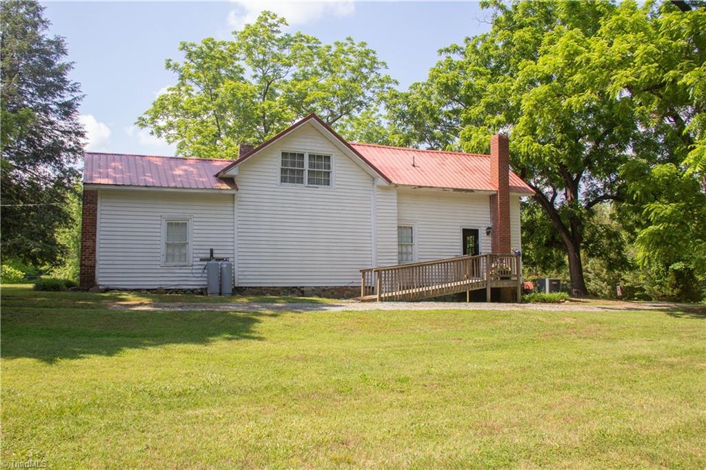 372 Gene Hege Road Lexington, NC 27295 - Photo 7 of 28 Gallery Image 7
