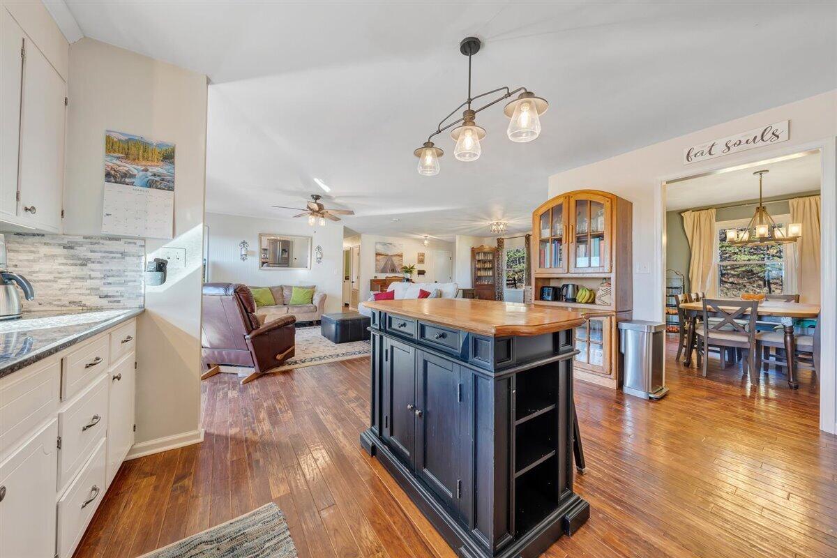 2650 Summit Ridge Road Northeast Roanoke, VA 24012 - Photo 11 of 66 11-MIB00739