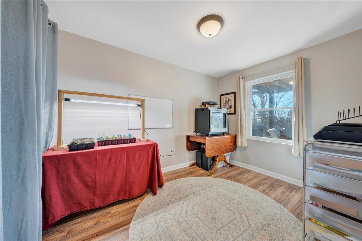 2650 Summit Ridge Road Northeast Roanoke, VA 24012 - Photo 28 of 66 30-MIB00799