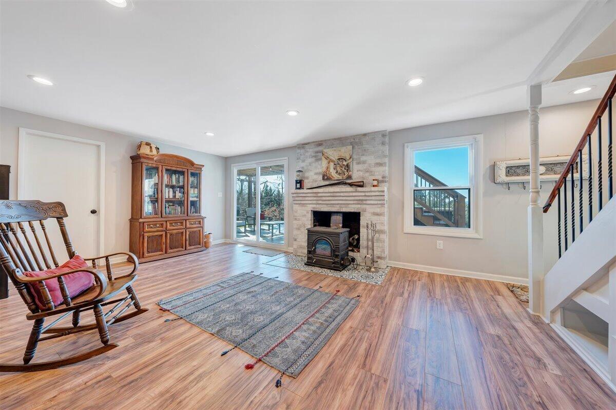 2650 Summit Ridge Road Northeast Roanoke, VA 24012 - Photo 31 of 66 33-MIB00808