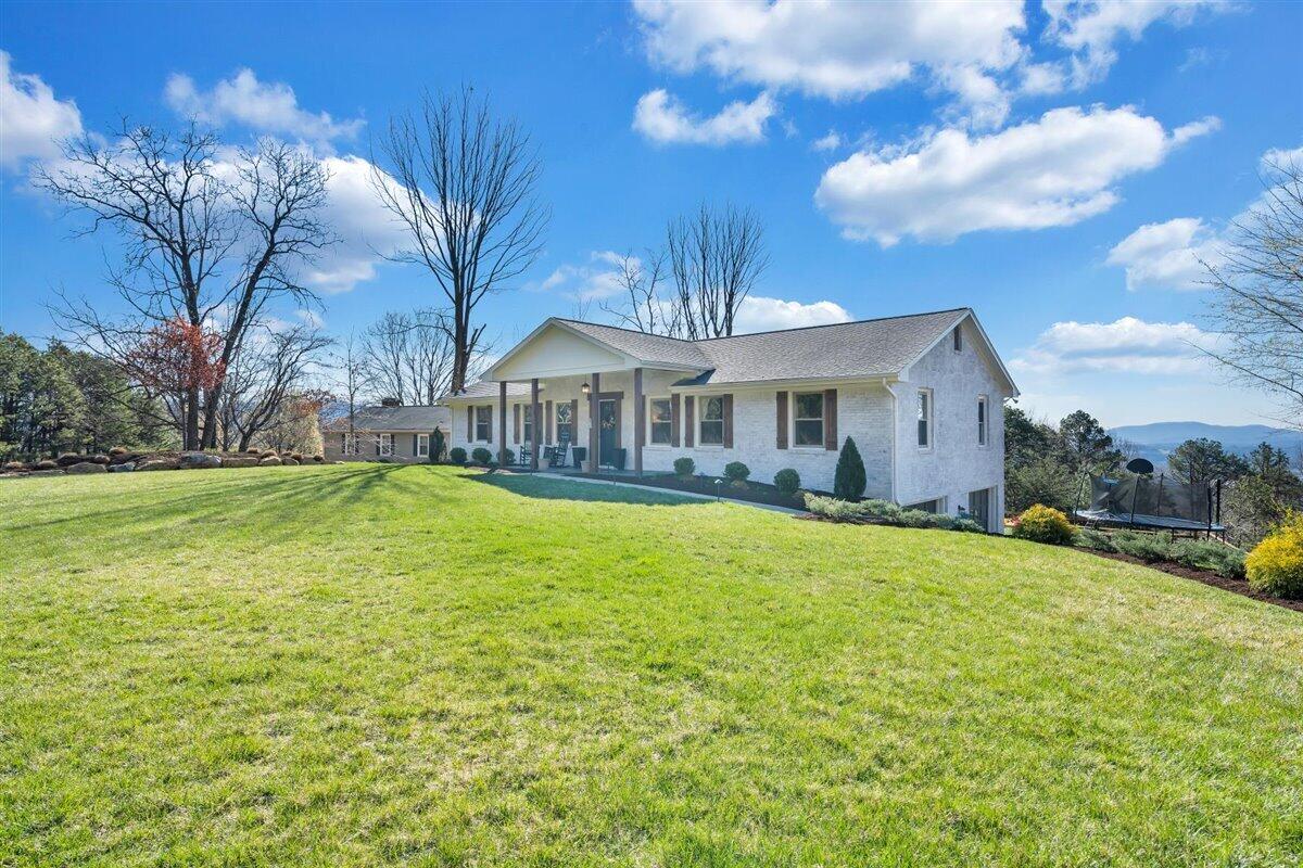 2650 Summit Ridge Road Northeast Roanoke, VA 24012 - Photo 53 of 66 63-MIB00913