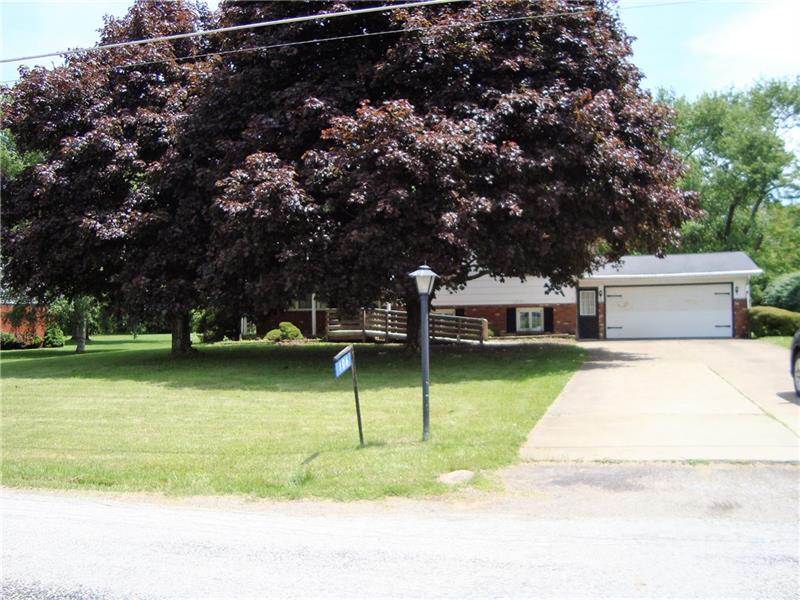 106 Baldwin Road New Castle, PA 16101 - Photo 2 of 23