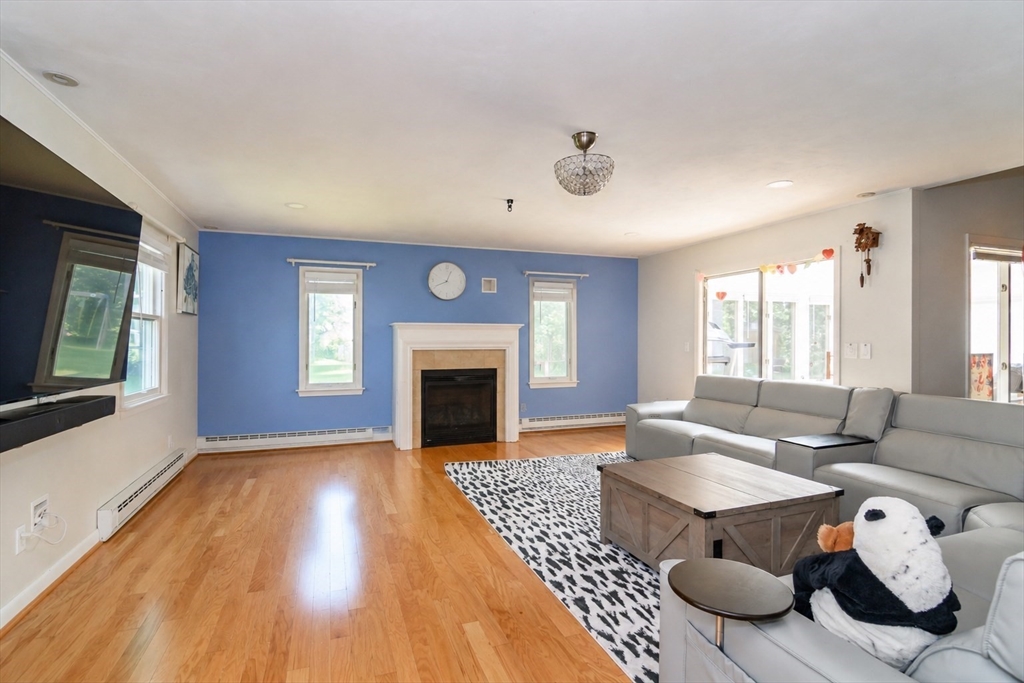 10 Curtis Road Natick, MA 01760 - Photo 9 of 26