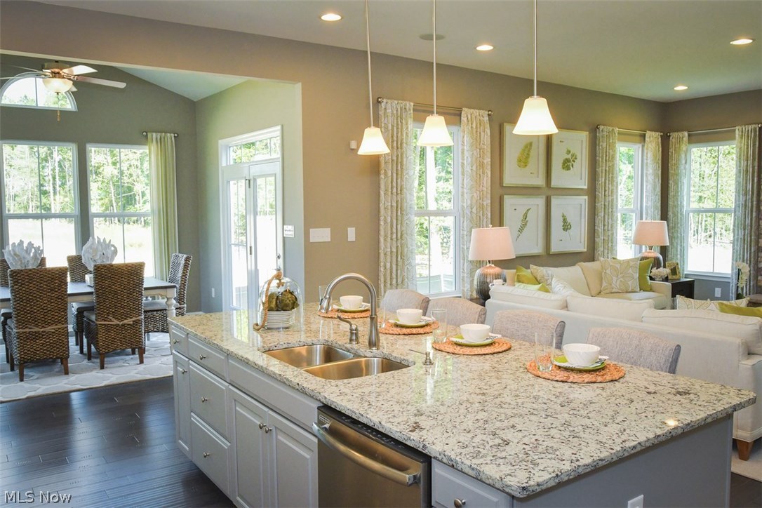 3034 Stonehurst Road Uniontown, OH 44685 - Photo 6 of 14 Gallery Image 6