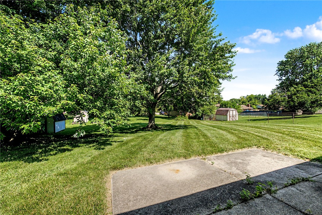 9909 Sheehan Road Centerville, OH 45458 - Photo 37 of 50