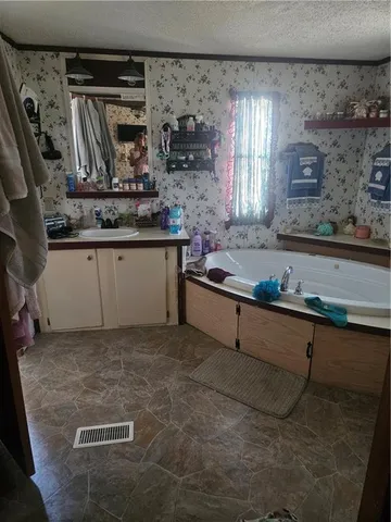 $425,000 | 1224 Northwest State Rte K, Butler, MO 64730