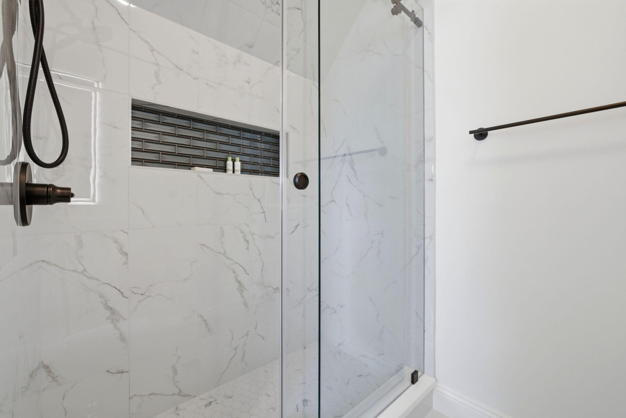 31061 Peninsula Drive Orange Beach, AL 36561 - Photo 21 of 93 a bathroom with a shower and a window