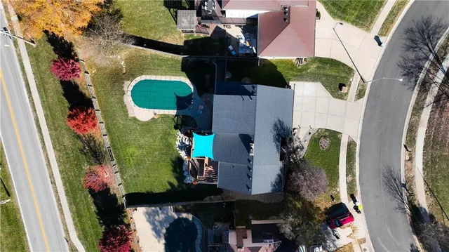 $415,000 | 12804 East 57th Street, Kansas City, MO 64133