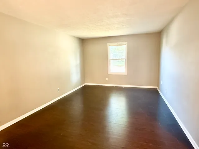 $299,900 | 1713 Sycamore Drive, Plainfield, IN 46168