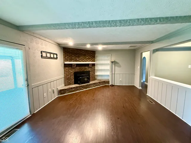 $299,900 | 1713 Sycamore Drive, Plainfield, IN 46168