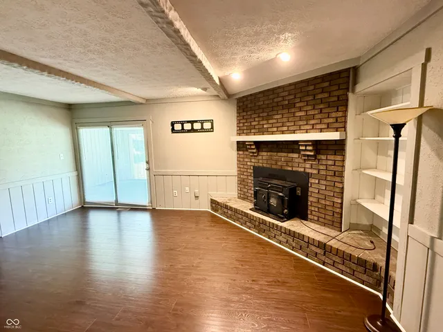 $299,900 | 1713 Sycamore Drive, Plainfield, IN 46168