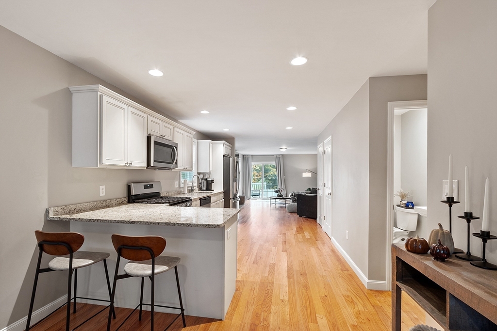 10 Line Road, Unit A Wakefield, MA 01880 - Photo 3 of 20 Gallery Image 3
