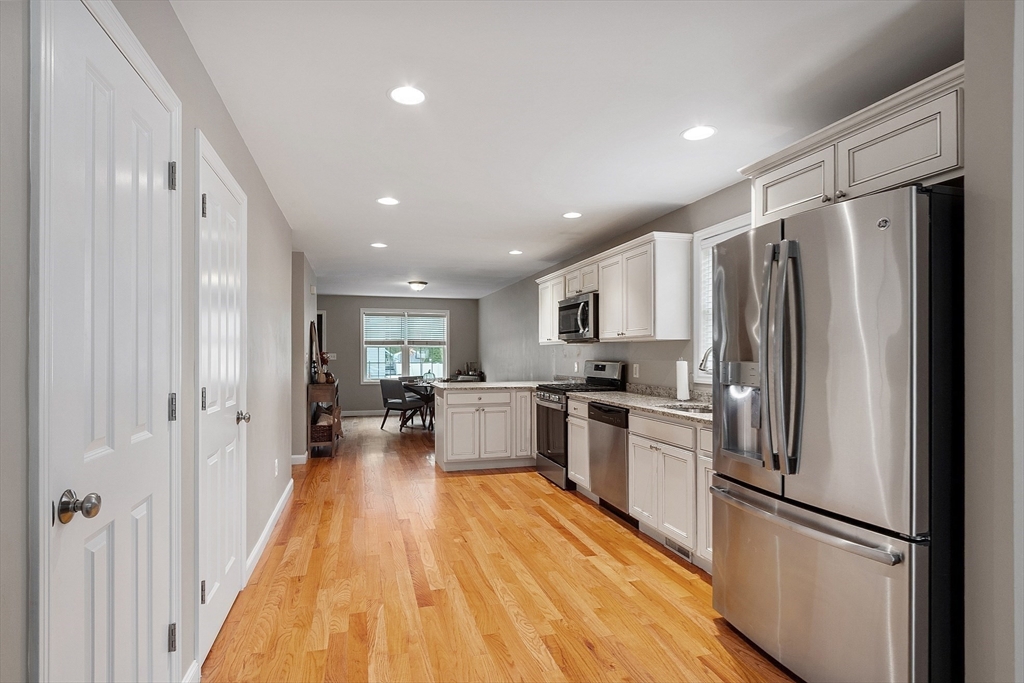 10 Line Road, Unit A Wakefield, MA 01880 - Photo 5 of 20 Gallery Image 5