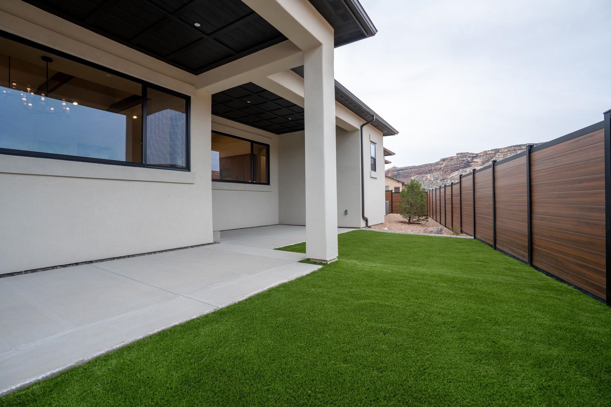 2304 Trail Ridge Road Grand Junction, CO 81507 - Photo 31 of 33 a view of a backyard