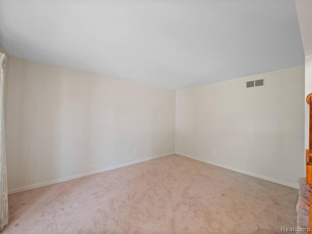 3316 Empire Drive Rochester, MI 48309 - Photo 25 of 52