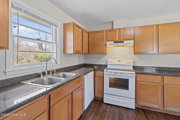 $190,000 | 144 Jupiter Trail, Jacksonville, NC 28546